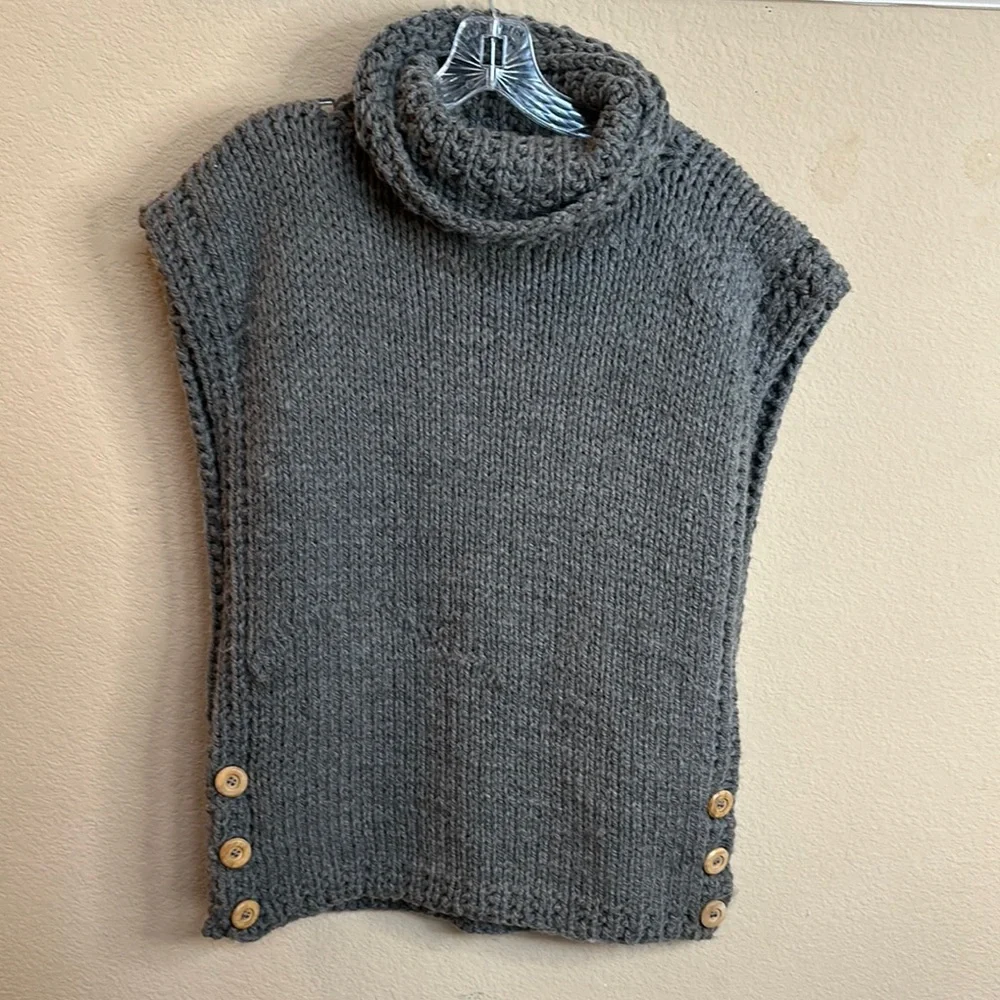 Charcoal Gray Turtleneck Cowl-neck Chunky Knit Vest Sweater - Picture 3 of 6